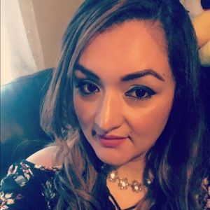 Meet your Posher, Maritza